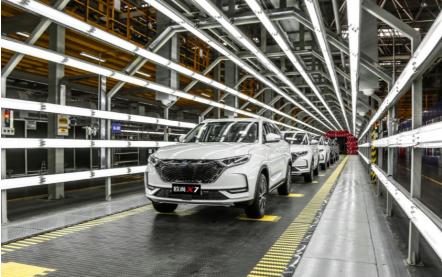 網絡黃牛年末攪局車市，竟為國產車零部件瘋狂囤積